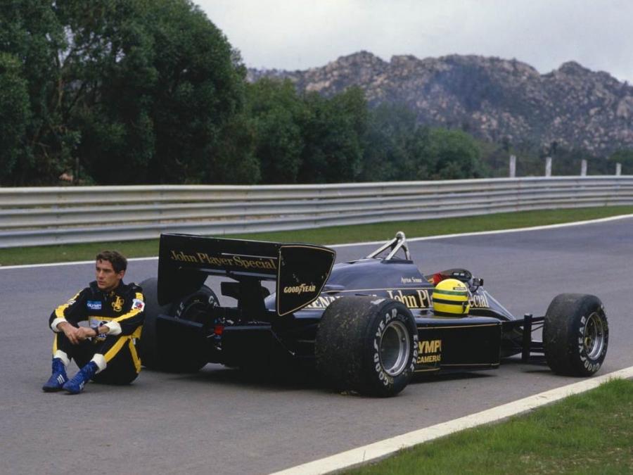  Lotus 97T 1985 года  (фото 2 из 9)